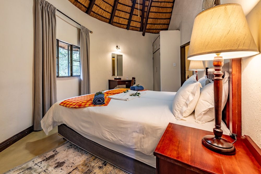 Phelwana Game Lodge Villa (4 Sleepers) 3
