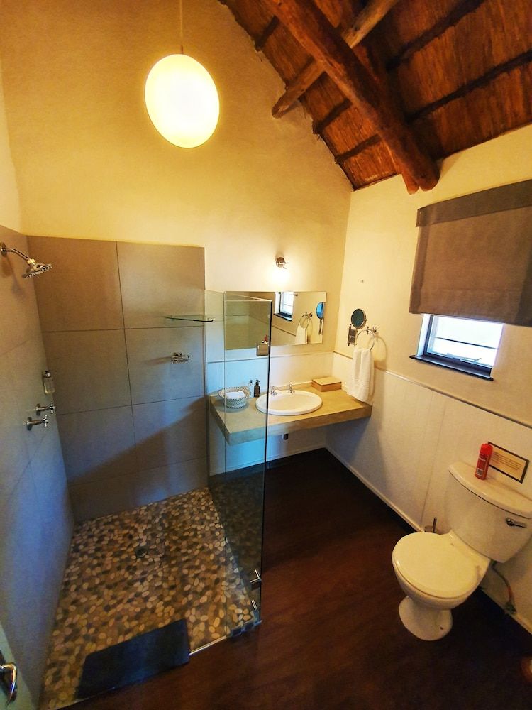 Phelwana Game Lodge Villa (4 Sleepers) 4
