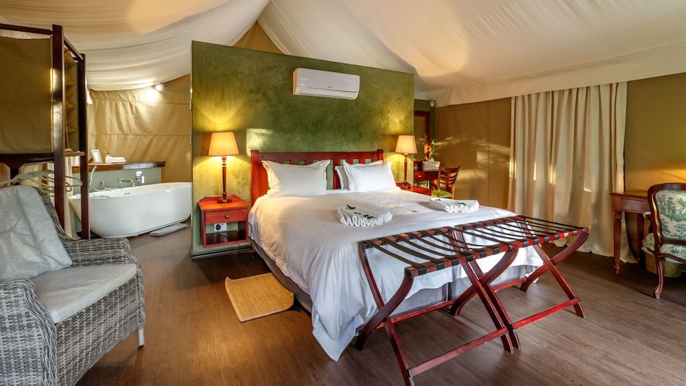 Phelwana Game Lodge Luxury Tent 3