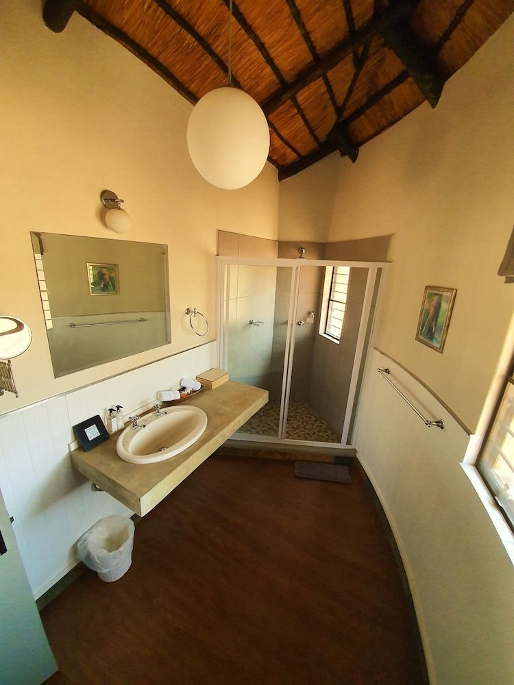 Phelwana Game Lodge Villa (2 Sleepers) 5