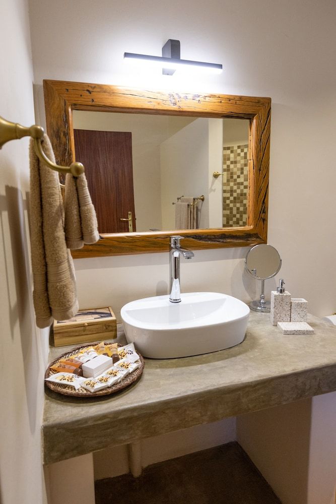 MILIMA Big 5 Safari Lodge Family Villa 15