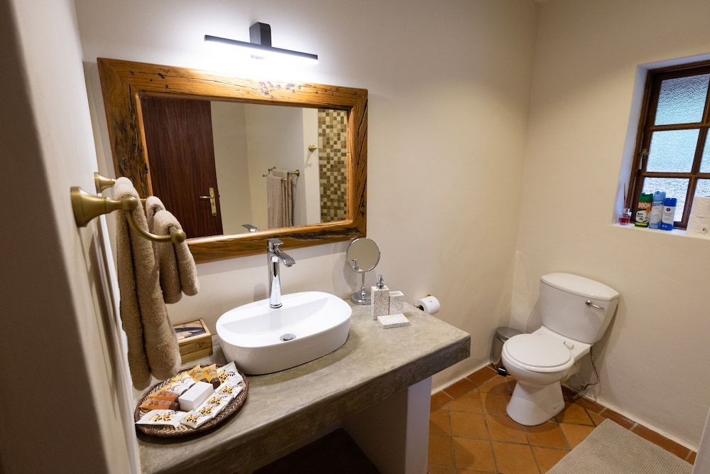 MILIMA Big 5 Safari Lodge Family Villa 9