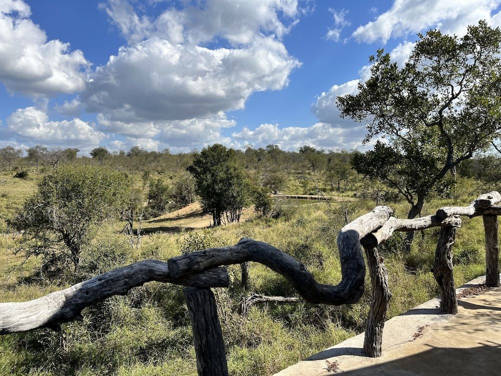 MILIMA Big 5 Safari Lodge Luxury Tent 10