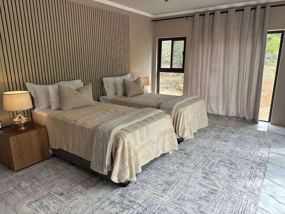 Oase by 7 Star Lodges - Greater Kruger Private 530ha Reserve Superior Room 3