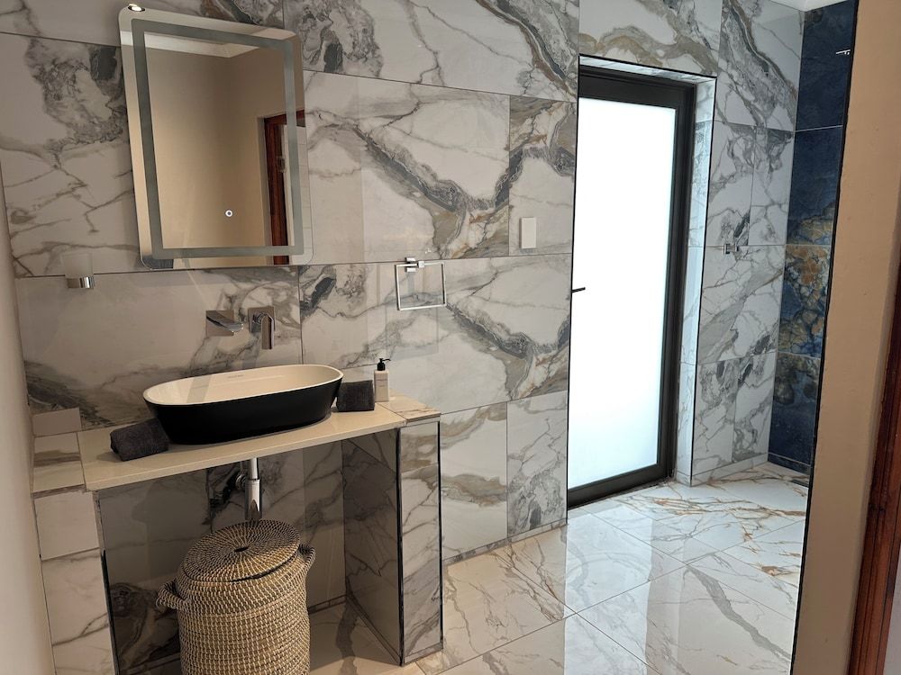 Oase by 7 Star Lodges - Greater Kruger Private 530ha Reserve Superior Room 11