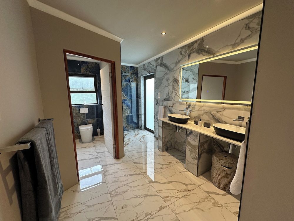 Oase by 7 Star Lodges - Greater Kruger Private 530ha Reserve Superior Room 12