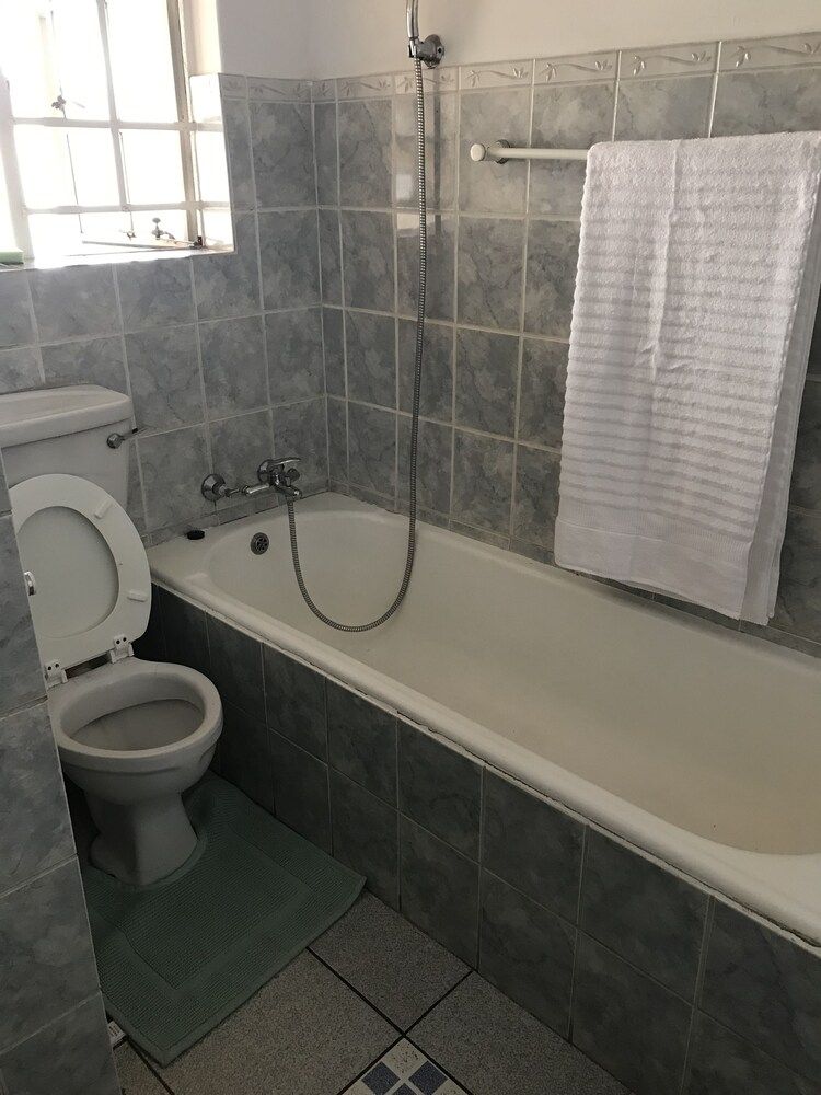Deluxe Room, Garden View (2 adult + 1 child)