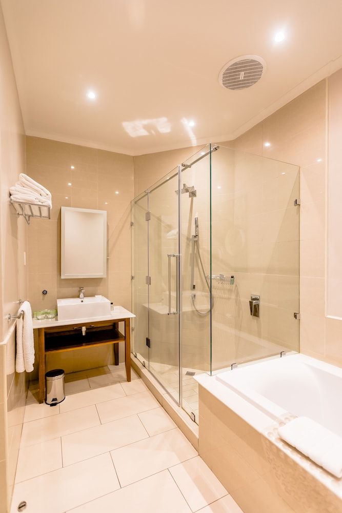 Gold Reef City Theme Park Hotel Deluxe Room 4