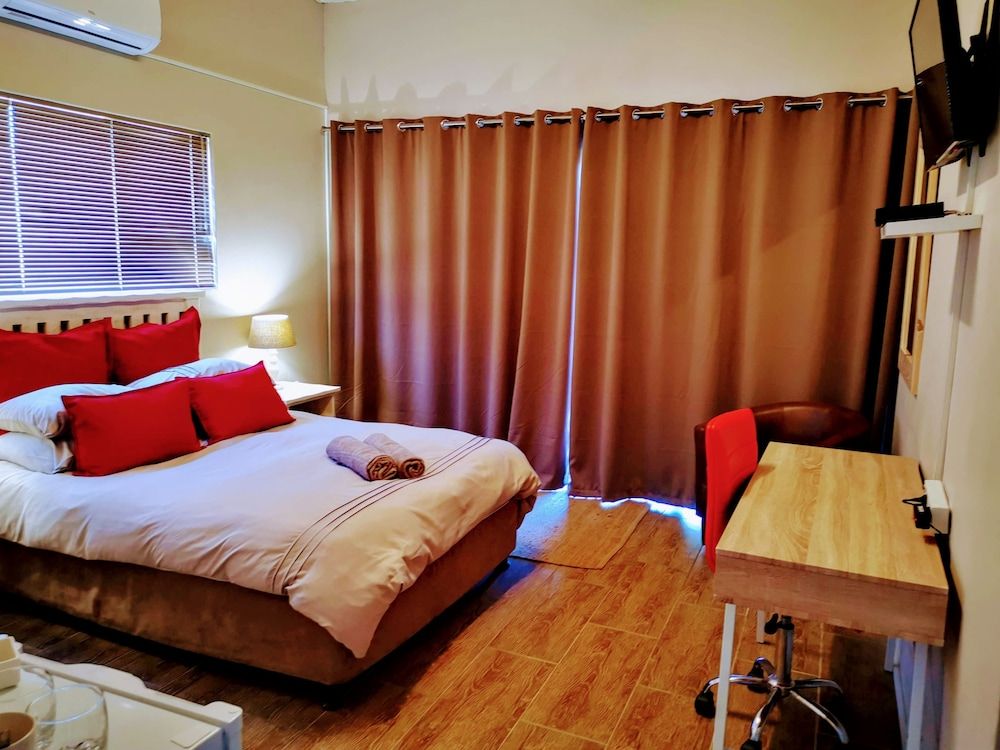 Cove View Bed & Breakfast Double Room (Blue Rock) 3