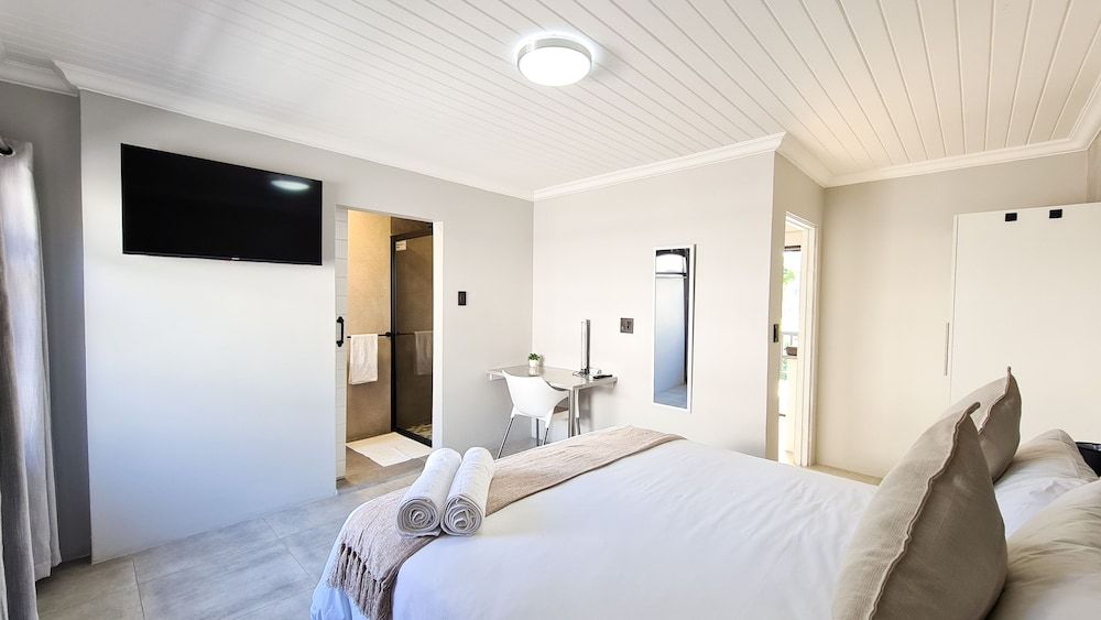 Vincent Valley Lodge