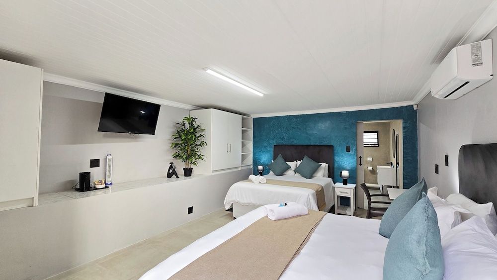 Vincent Valley Lodge Family Single Room 4