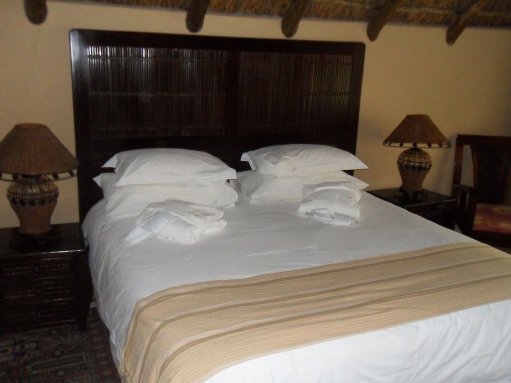 The Orchards Executive Accomodation Luxury Chalet, Garden View 8