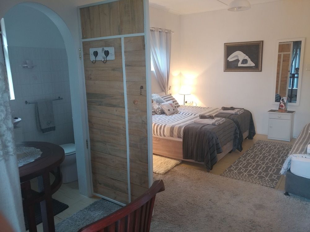 After8 B&B Comfort Triple Room (Mako) 3