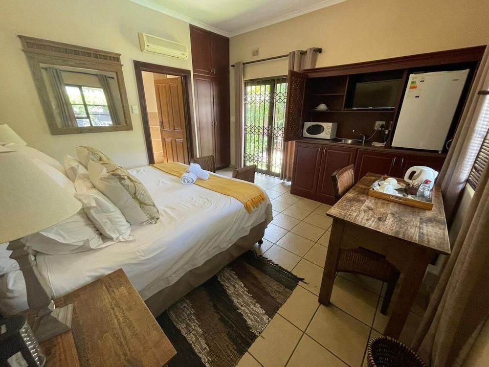 Standard Double Room, 2 Twin Beds