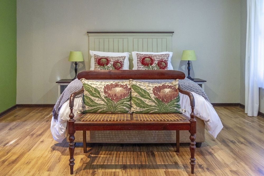 Airlies Guest House Family Room, Garden View 2