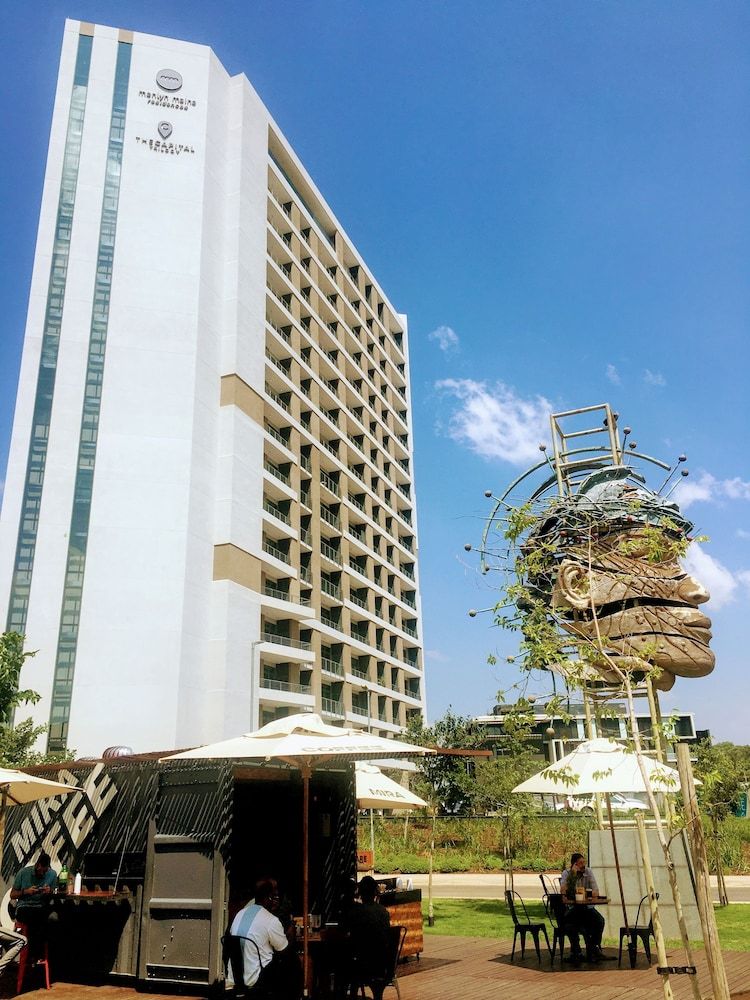 Black Marble - Menlyn Residence