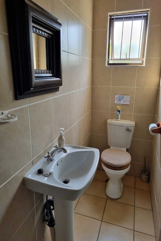 Bujumbura Guest House Double Room 2