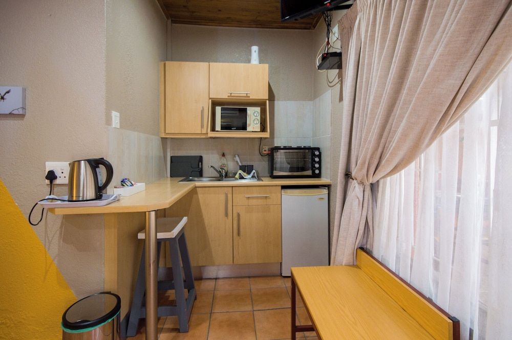 Marle' Lodge Bed & Breakfast Comfort Double Room, 1 Double Bed, Kitchenette 10