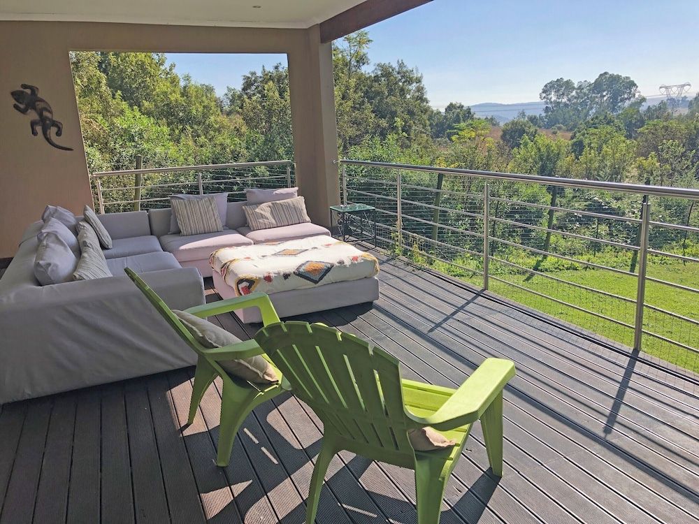 Hills and Dales Accommodation Romantic Cottage, 2 Bedrooms (Fish Eagle) 11