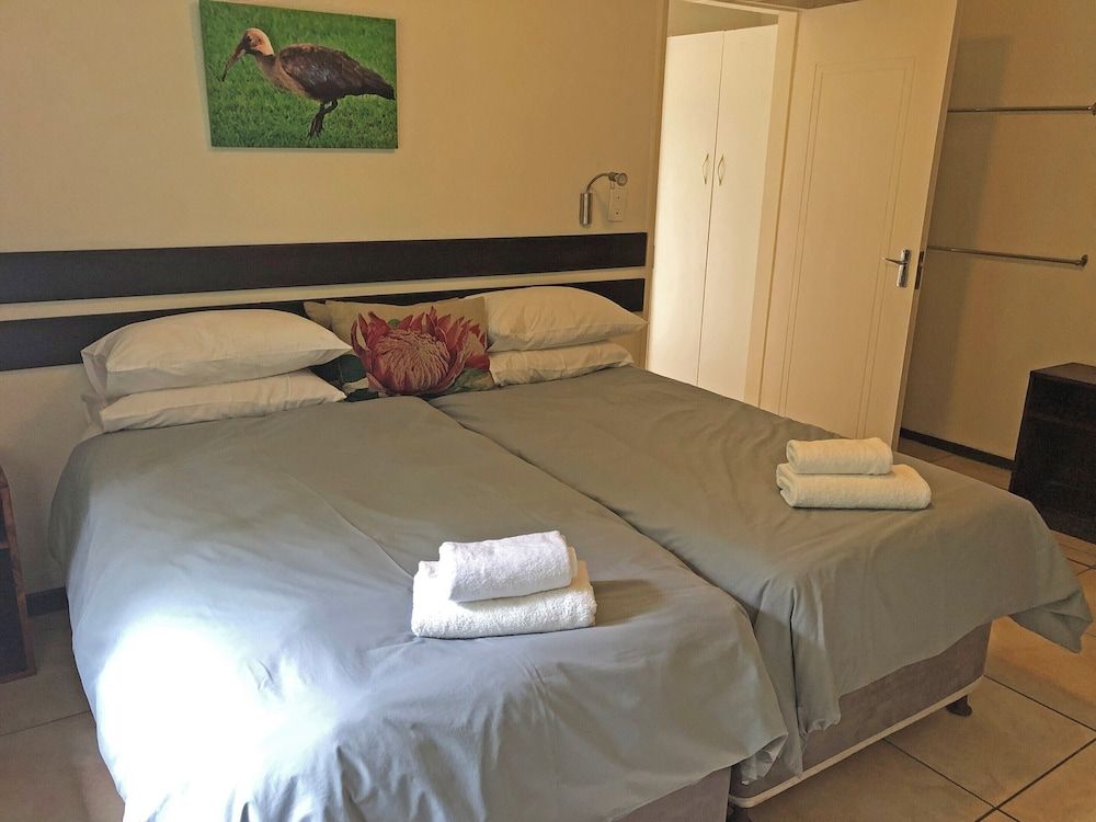 Hills and Dales Accommodation Apartment, 2 Bedrooms (Hadeda) 2