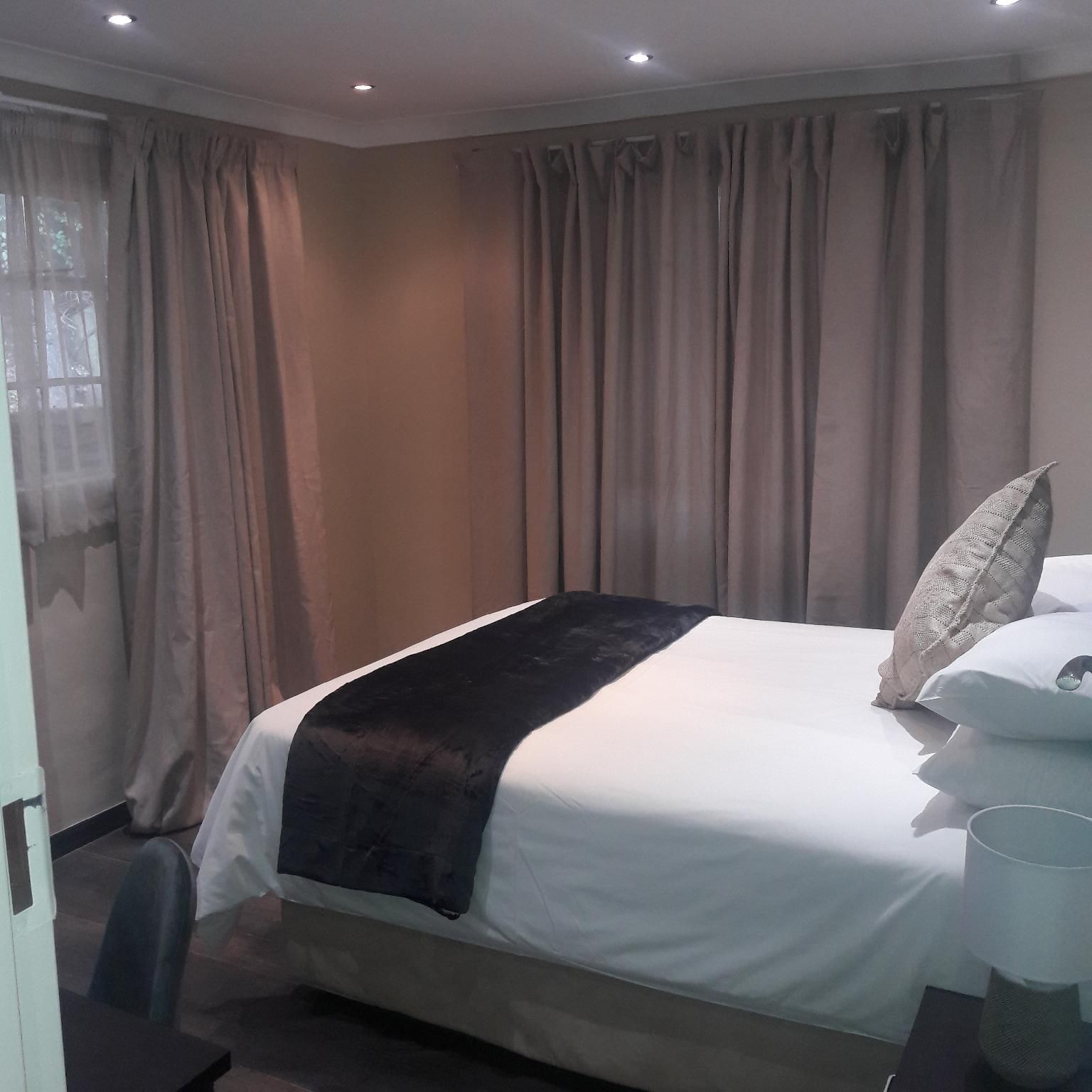 Whispering Pines Country Estate Two Bedroom Suite