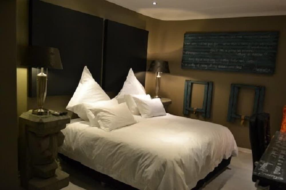 Little Eden Guest Lodge Executive Suite, 1 King Bed, Accessible, Non Smoking