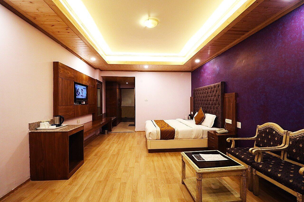 Royal Park Resorts and spa ( A River side Resort ) Luxury Rooms With Balcony (River & Valley View) - CENTRALLY HEATED ROOMS 5