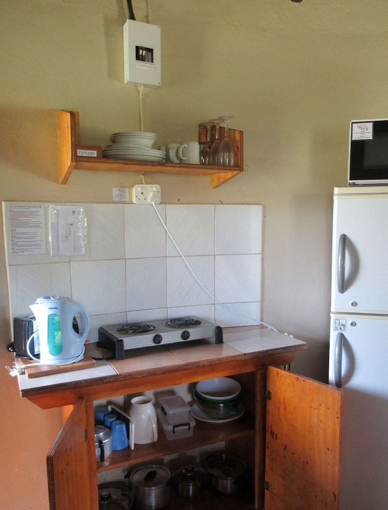 Elandskloof Trout Farm Basic Bungalow, Shared Bathroom 5