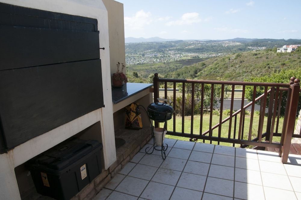 undefined Villa 13 10