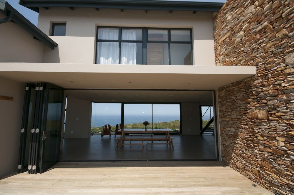 undefined 15 Maritime 3