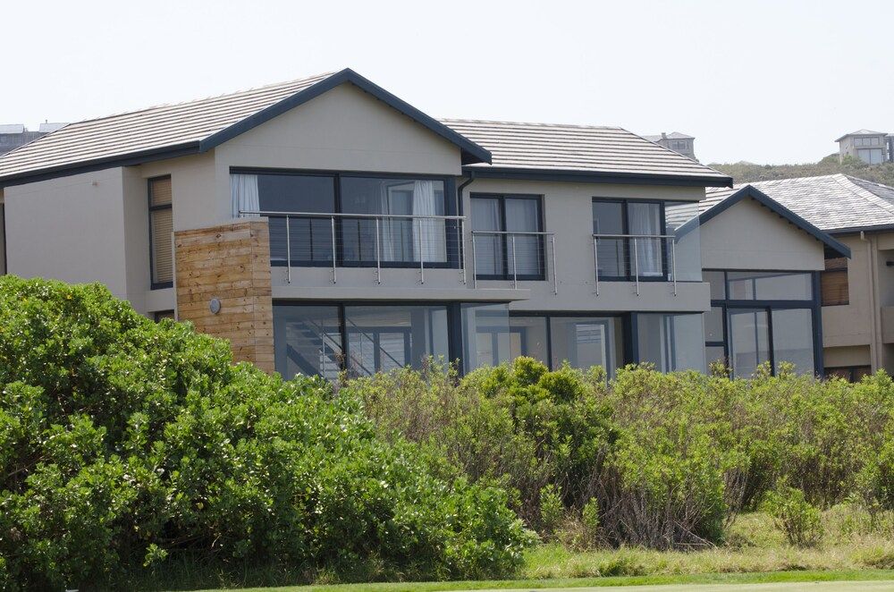 undefined 15 Maritime 4