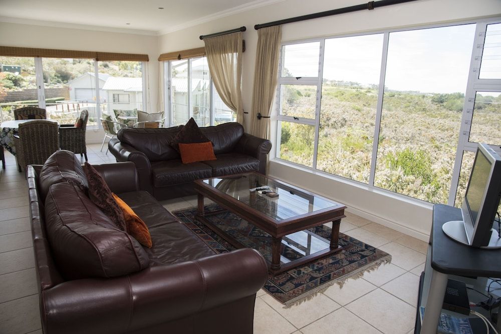 2 Sheerline House, 4 Bedrooms 11