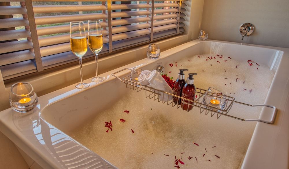 SOUL Rainbows End - Adults Only Suite, 1 Bedroom, Sea View (Master 1) 5