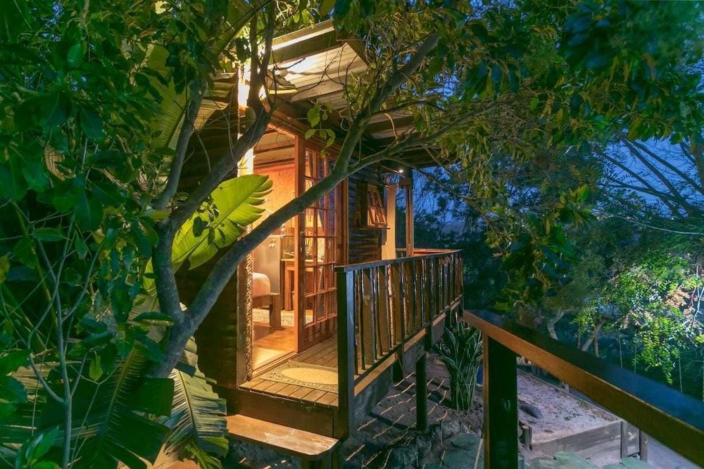 undefined Knysna Lodge Self Catering Accommodation 6