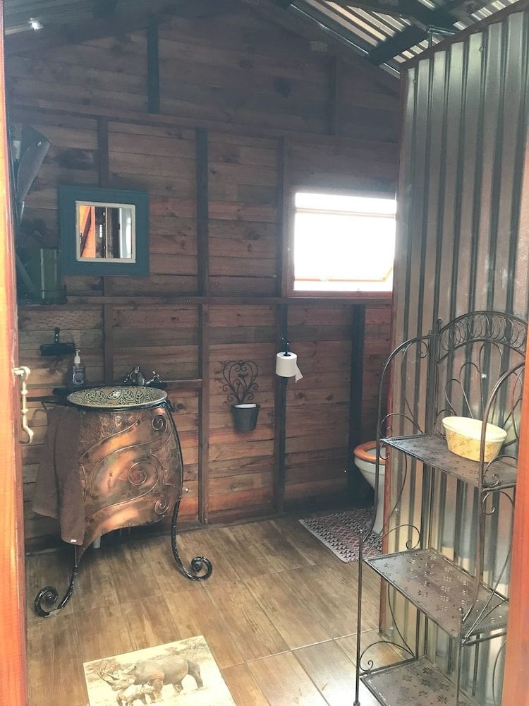 Knysna Lodge Self Catering Accommodation Exclusive Cabin, 1 Bedroom, Lagoon View 7