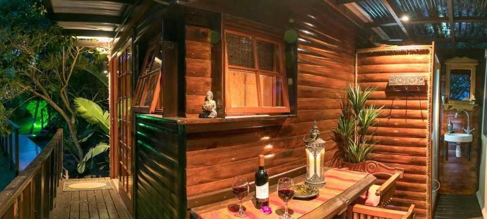 Knysna Lodge Self Catering Accommodation Exclusive Tree House, 1 Double Bed, Lagoon View (3) 3