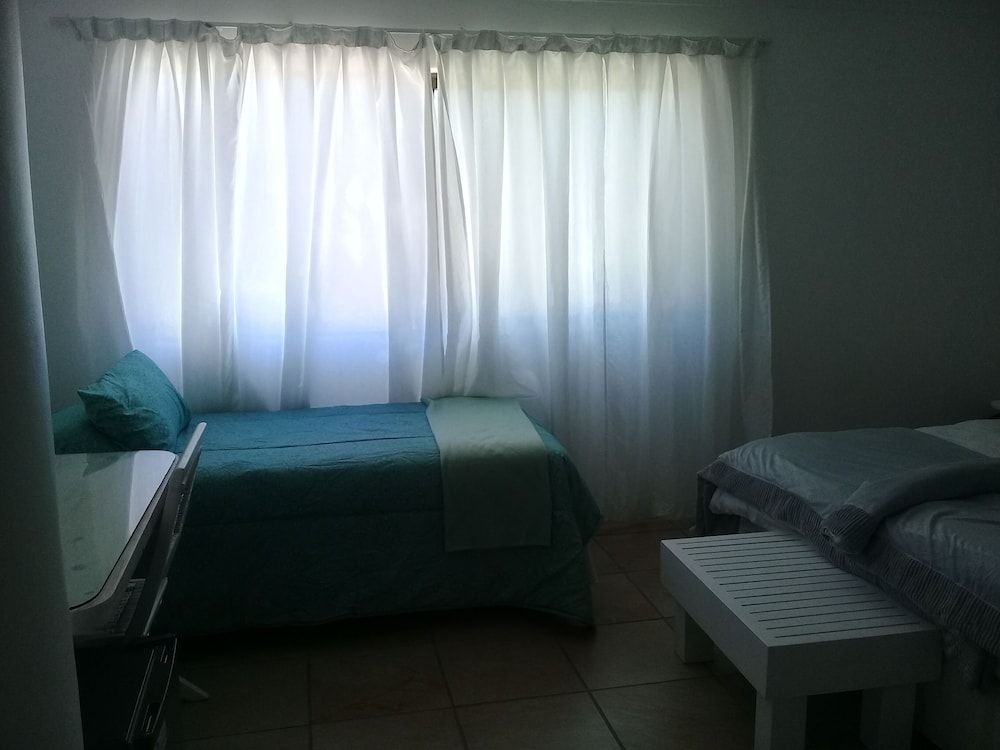 Knysna Terrace Guesthouse Double or Twin Room 5