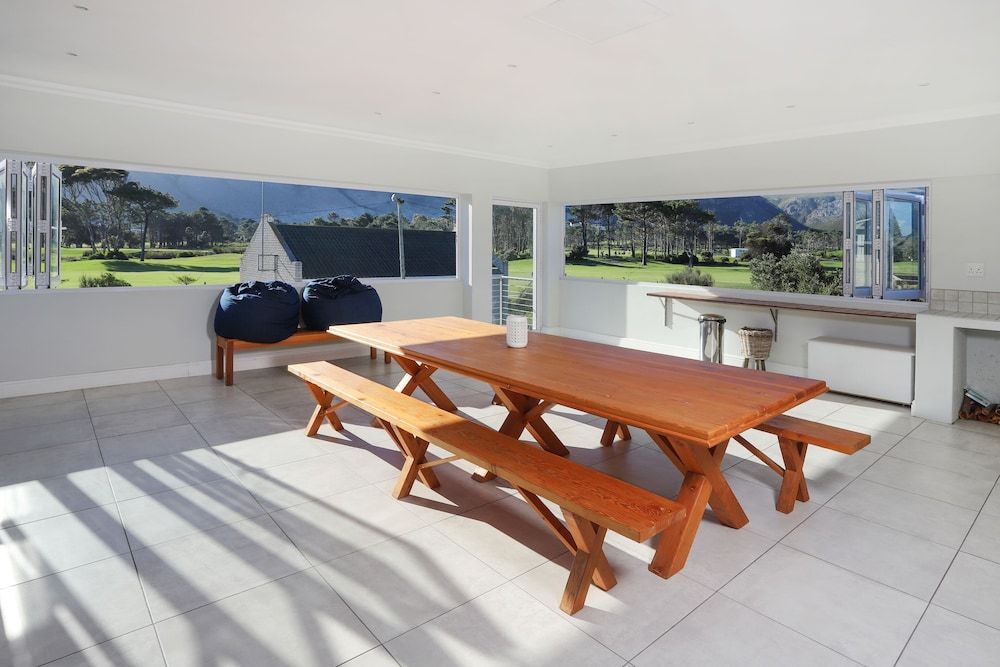 undefined 269 on Main 9