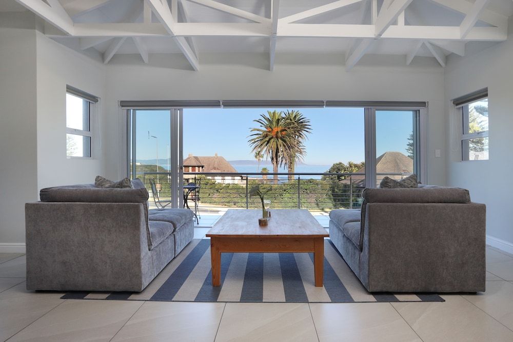 undefined 269 on Main