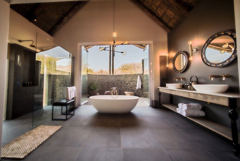 Nkala Safari Lodge Luxury House, 6 Bedrooms 12