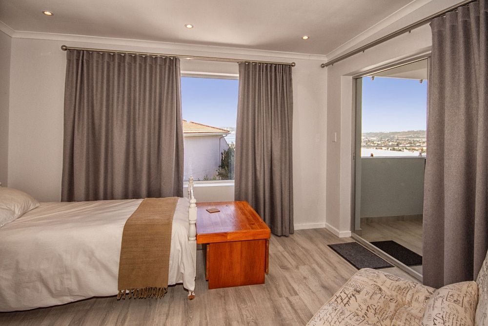 undefined Belle Vue Ridge 8