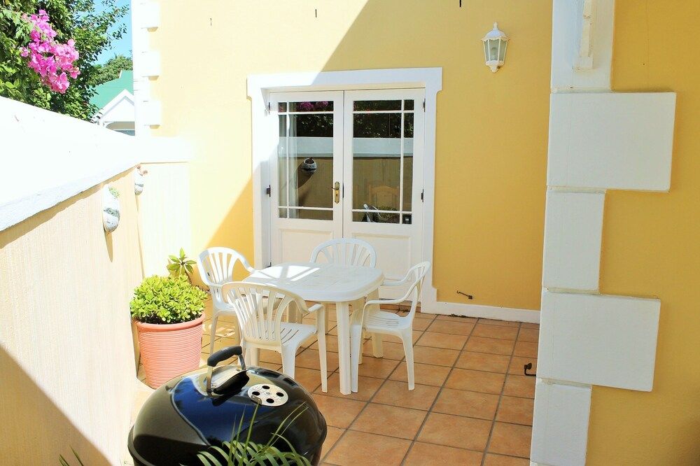 undefined River Club 4213 3