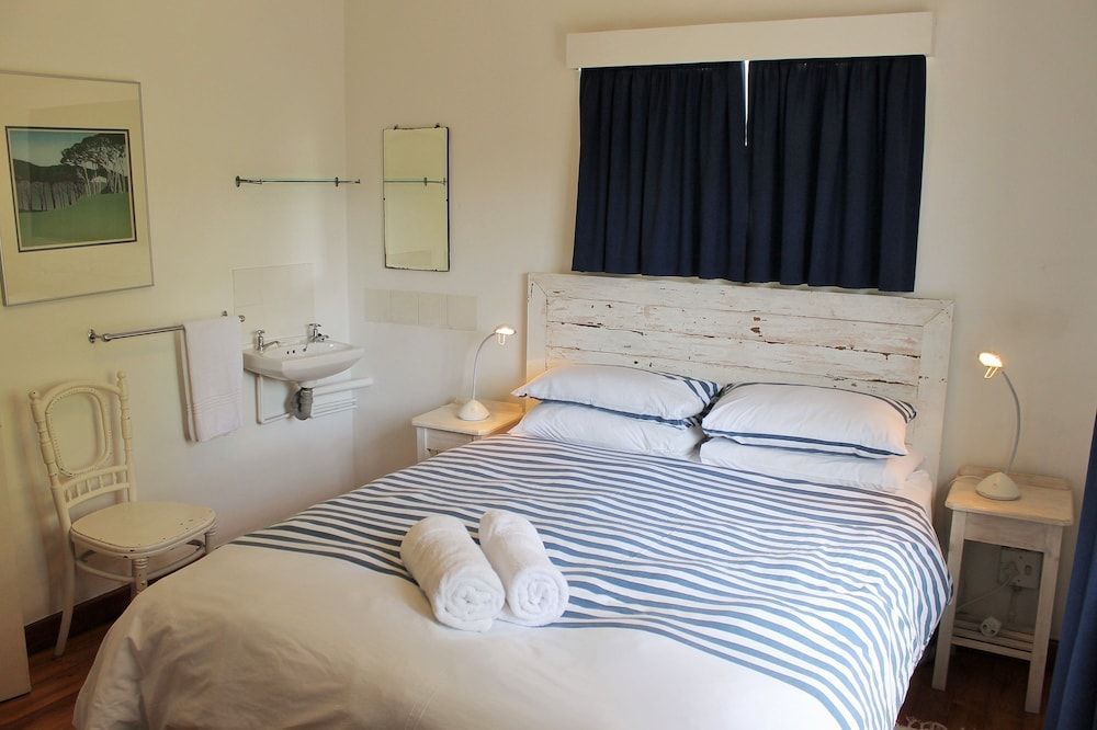 undefined Lands End 4