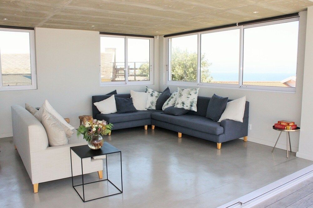 Betty Design House, 3 Bedrooms, Non Smoking, Ocean View 15