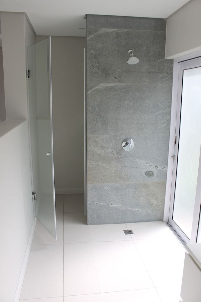 Betty Design House, 3 Bedrooms, Non Smoking, Ocean View 13