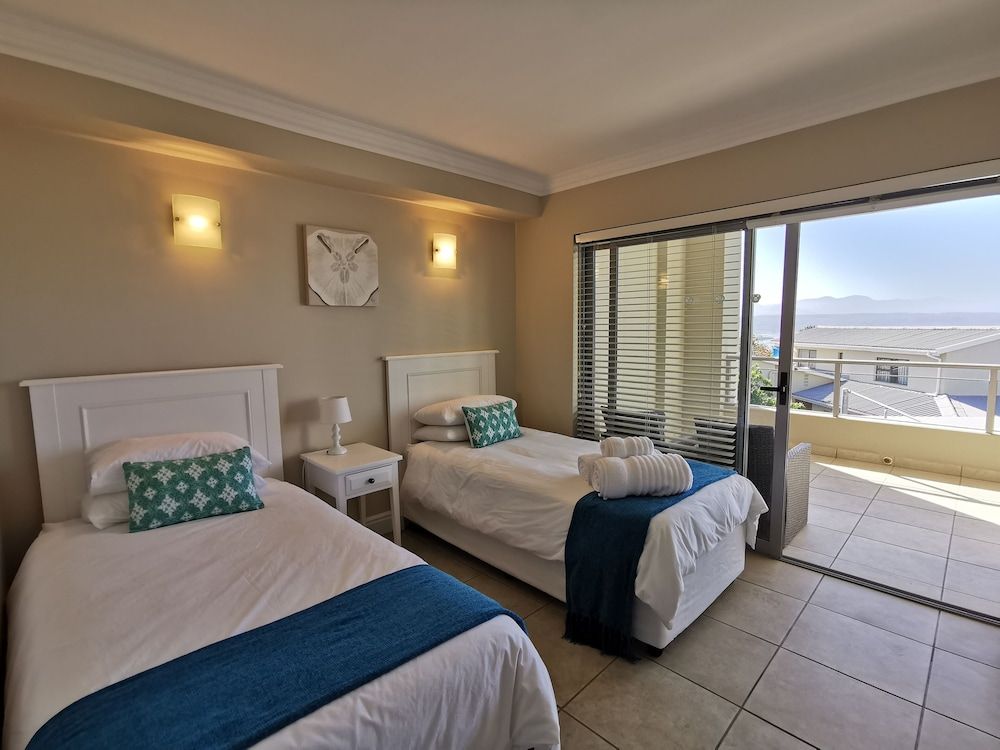 undefined Aquarella 7 4