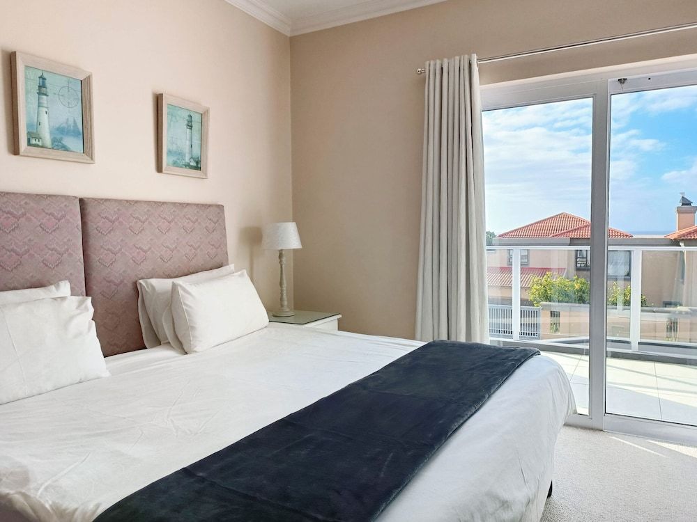 undefined Vitamin Sea 6