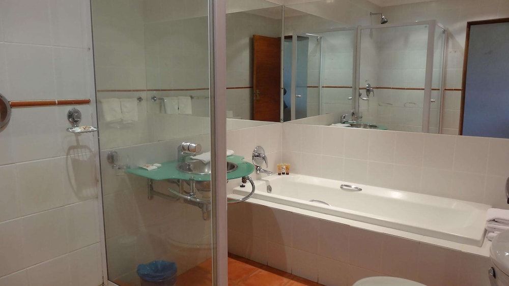 Little Switzerland Resort Family Room (Deluxe) 10