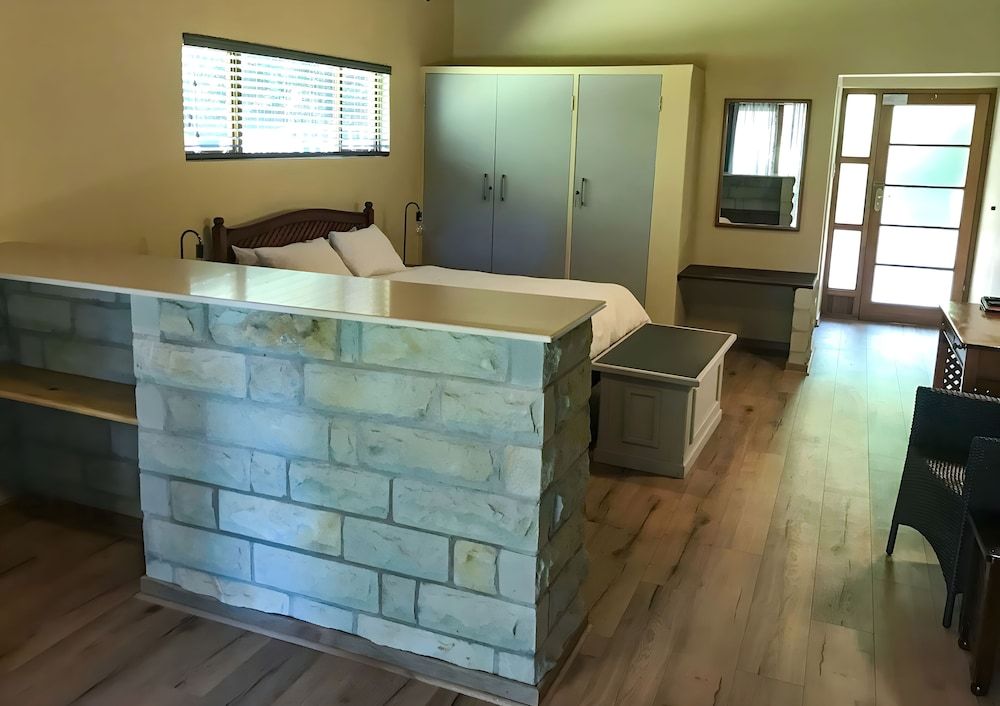 Family Room, Garden View