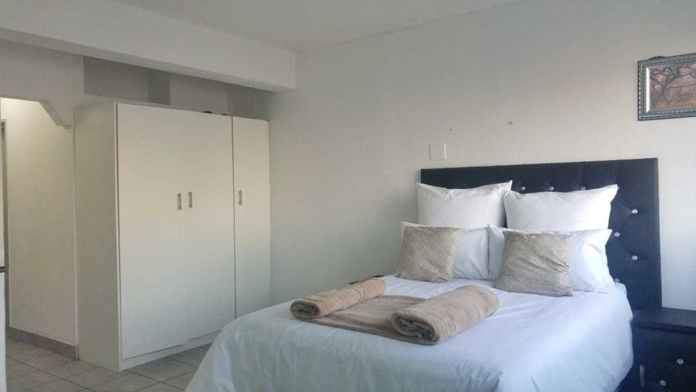 Comfort Triple Room, Beach View
